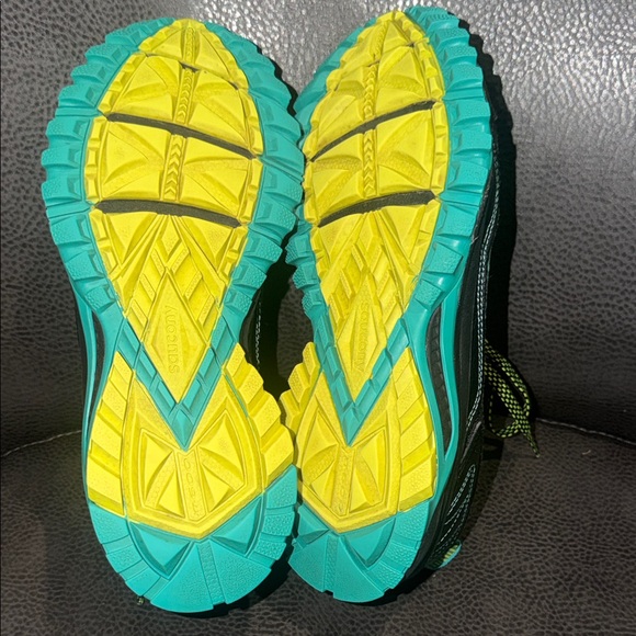 Saucony Excursion T9 Women's Black and Teal Athletic Shoes - Picture 7 of 7